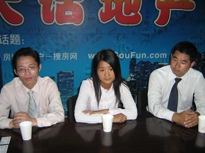 点击小图观看大图