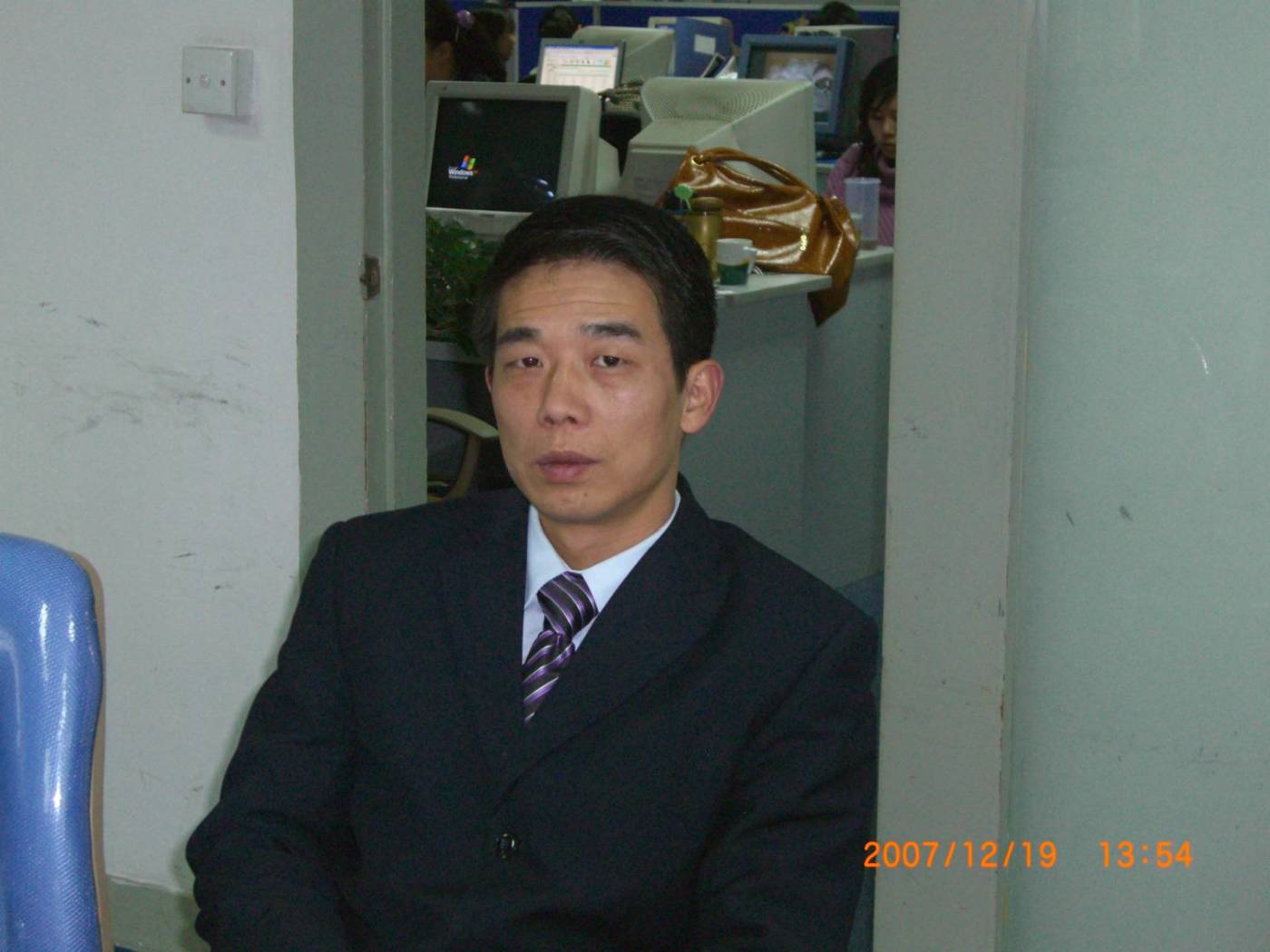 点击小图观看大图