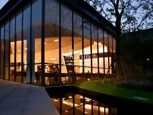 龙湖三千里2室1厅1卫南朝向2835.00元/月出租