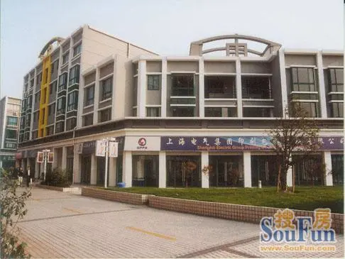 上海国际包装印刷城外景实拍图