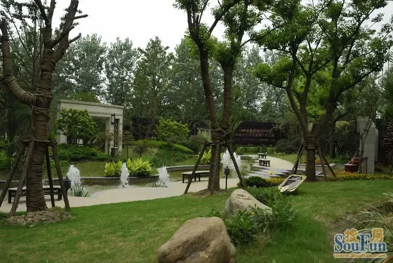 象屿名城2室1厅1卫南朝向7000.00元/月出租