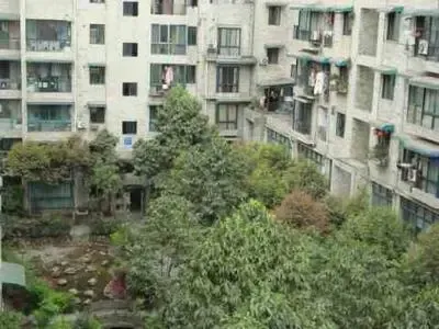 清风晓筑1室1卫东南朝向1290.00元/月出租