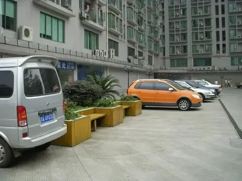 阳光3652室1厅1卫东北朝向2700.00元/月出租