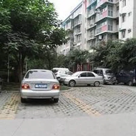 十里彩云间1室1厅1卫东北朝向1288.00元/月出租