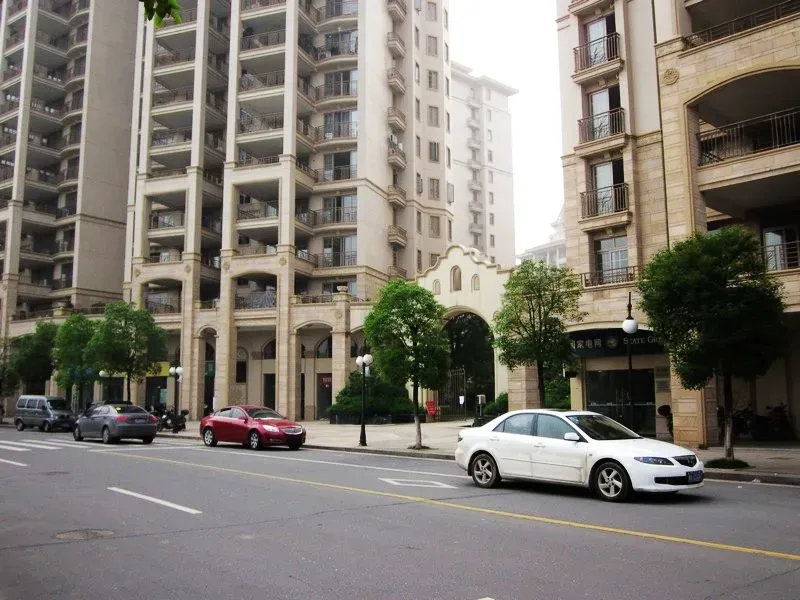长沙玫瑰园2室2厅2卫东南朝向1600.00元/月出租