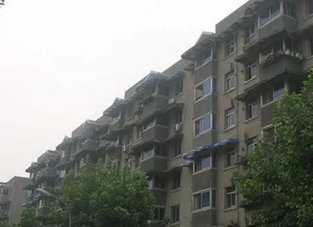 长顺苑北院1室1厅1卫南朝向1615.00元/月出租