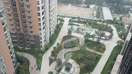 成外雅庭2室1厅1卫东西南朝向2300.00元/月出租