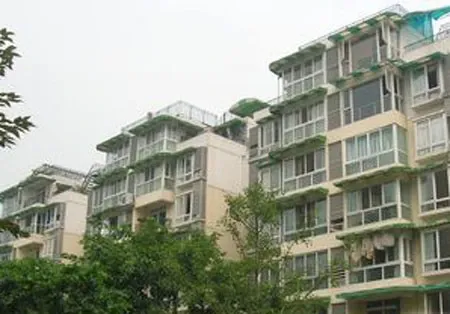 恒森朗晴居1室1厅1卫东南朝向2200.00元/月出租