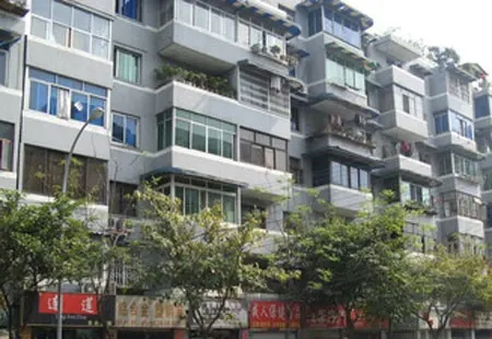 上同仁路39号院2室1厅1卫东西南北朝向1200.00元/月出租