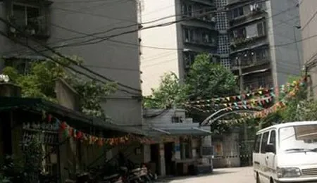 沙湾北区商寓2室1厅1卫东南朝向1800.00元/月出租