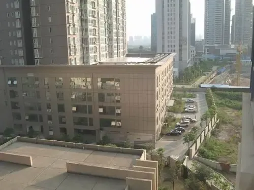 泓德新厦2室1厅1卫南朝向2700.00元/月出租