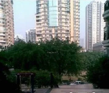 水岸银座1室1厅1卫东朝向2500.00元/月出租