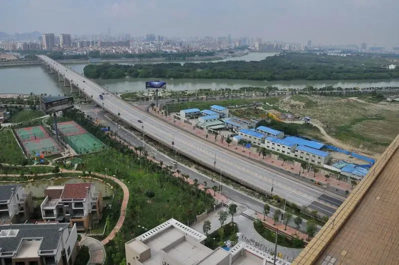 瞰旁边的大王洲桥