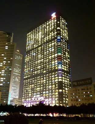 耀中广场外景图