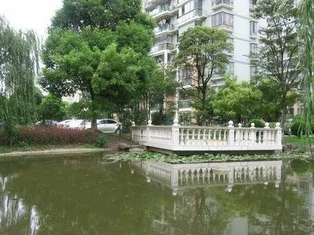 江南名邸2室2厅1卫南北朝向6800.00元/月出租