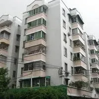 岭南小区2室1厅1卫南朝向2950.00元/月出租