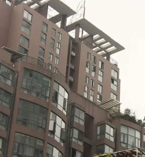 昆仑华庭1室1厅1卫西南朝向3300.00元/月出租