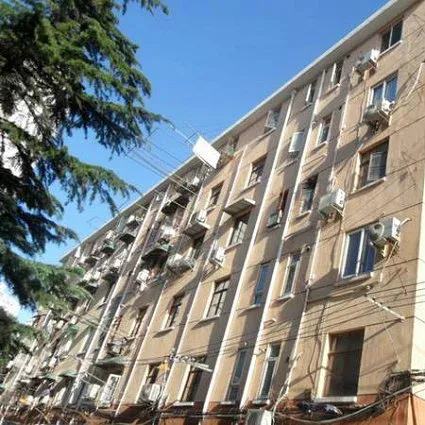 遵义路402弄小区外景图