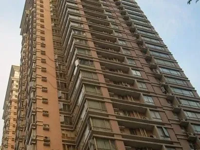 华景新城4室2厅2卫北朝向7500.00元/月出租