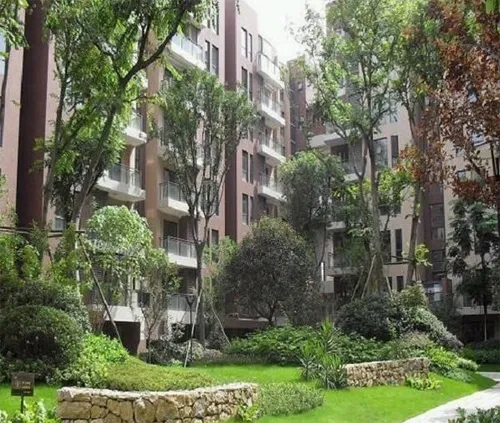 新界二期1室1厅1卫东南朝向2200.00元/月出租