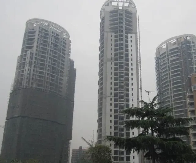 锦上城2室2厅1卫东南朝向1600.00元/月出租