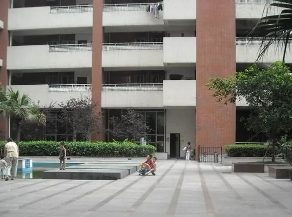 督院府邸3室1厅1卫东南朝向8000.00元/月出租