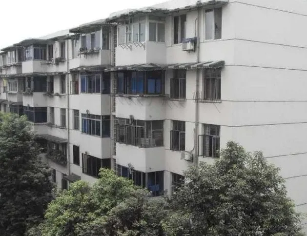 肖家河中街小区2室1厅1卫南朝向2000.00元/月出租