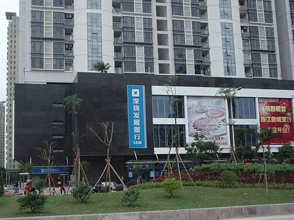 富力盈盛广场外景图