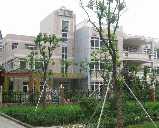 大树金港湾3室2厅2卫南朝向2500.00元/月出租