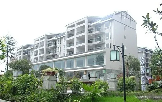 府河菁华3室1厅1卫南朝向2650.00元/月出租