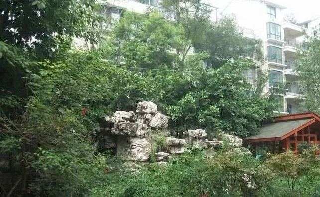 三里风物2室1厅1卫东南朝向1500.00元/月出租