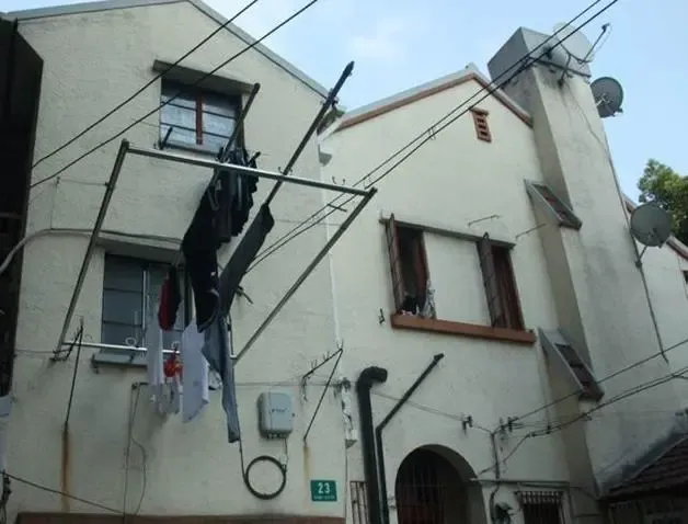 华山路1006弄洋房1室1厅1卫南朝向6000.00元/月出租