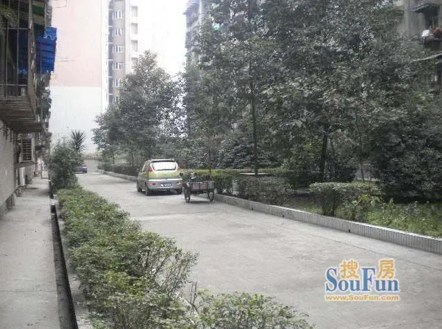 双庆路45号院2室1厅1卫东朝向1900.00元/月出租