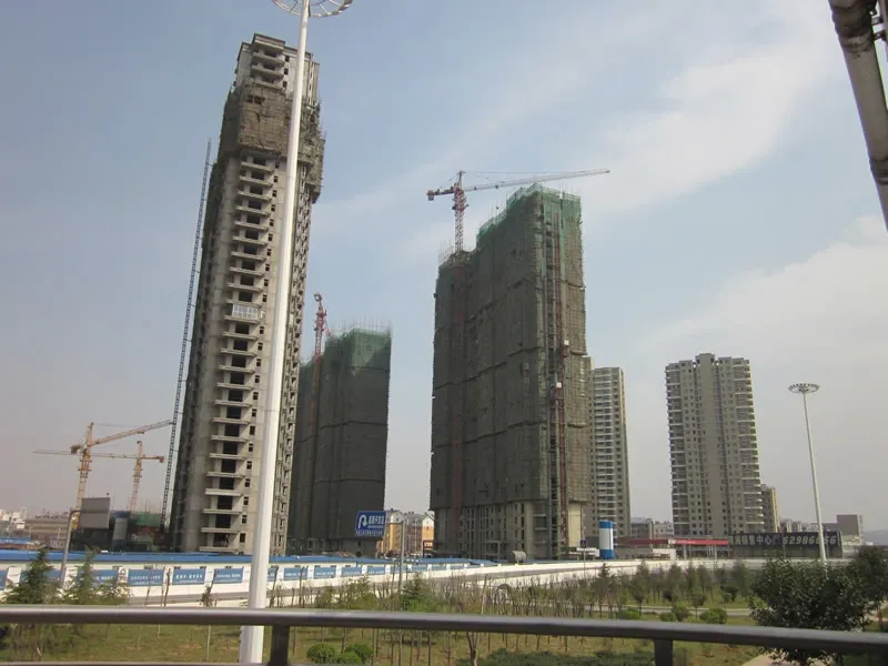 东方今典观澜3室2厅2卫南朝向2500.00元/月出租