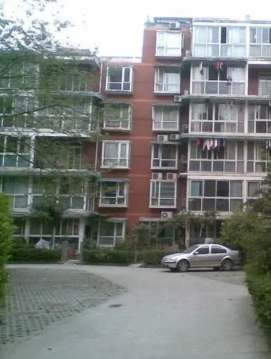 紫金花园2室2厅1卫东朝向1700.00元/月出租