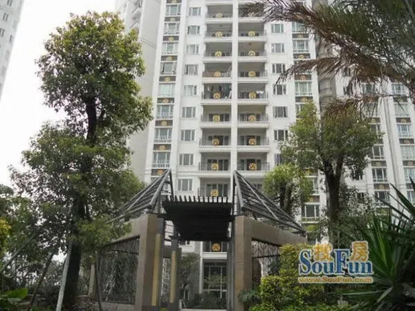 锦绣半岛3室2厅2卫南北朝向3500.00元/月出租