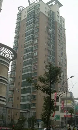 晶华名园1室1厅北朝向2600.00元/月出租