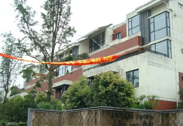 整租·依云3室1厅