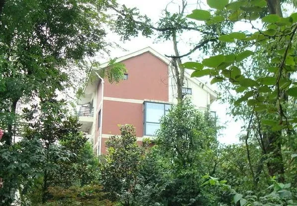 依云镇2室1厅1卫东南朝向1564.00元/月出租