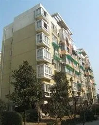 海光新都3室2厅2卫南朝向2800.00元/月出租