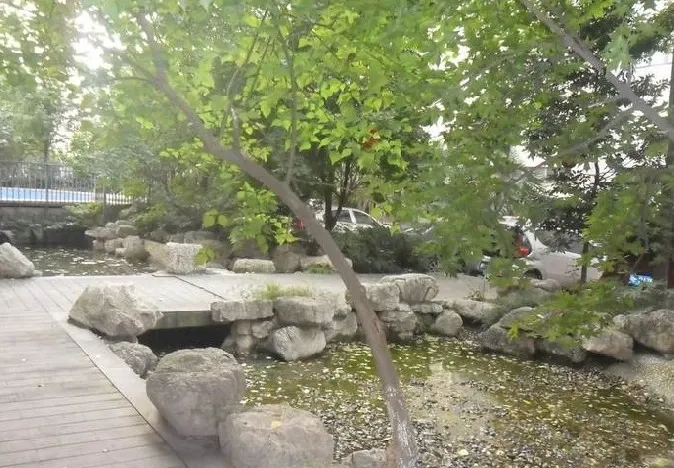 瑞泰锦城3室2厅2卫西南朝向3100.00元/月出租