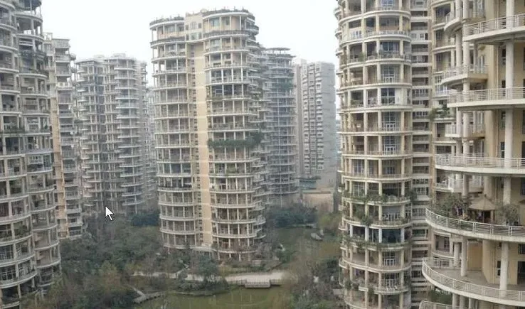 世纪城天鹅湖1室1卫东朝向2300.00元/月出租