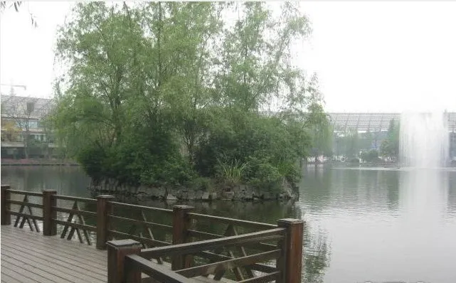 世纪城天鹅湖1室1厅1卫东南朝向2000.00元/月出租