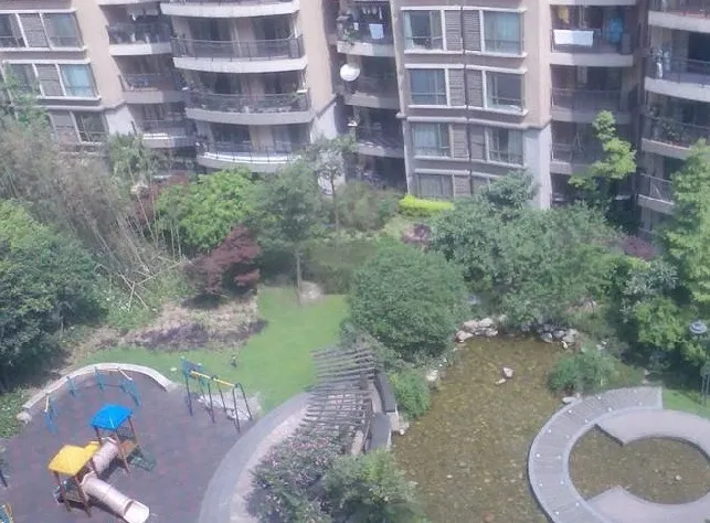 上海花园(高新)3室1厅2卫南朝向6000.00元/月出租