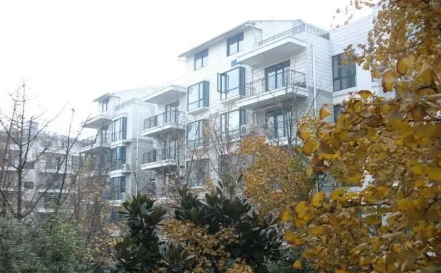 南阳锦城3室2厅2卫南朝向3000.00元/月出租