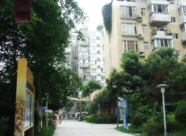 全兴花园3室2厅2卫南朝向3600.00元/月出租