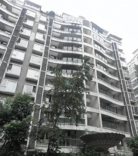 诺丁山3室2厅2卫南朝向3300.00元/月出租