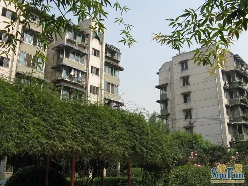 百寿路7号院3室2厅1卫南朝向2500.00元/月出租
