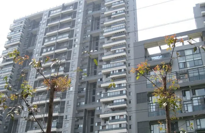 华都美林湾3室1厅2卫东南朝向3100.00元/月出租