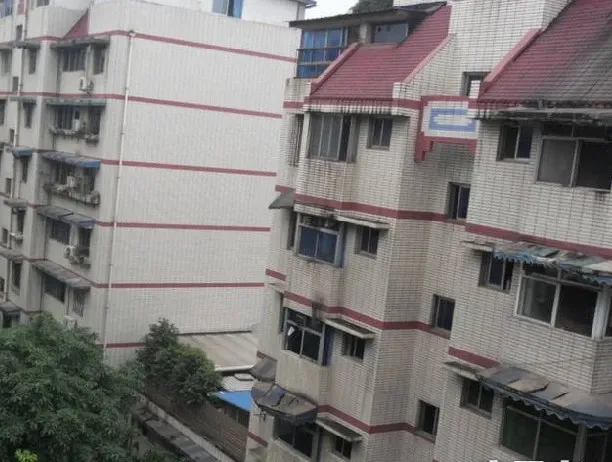 光明电器厂宿舍2室1厅1卫北朝向1500.00元/月出租